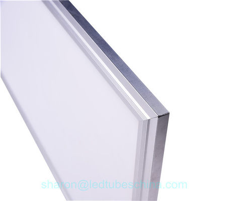 Hohe Helligkeit führte Flachbildschirm-Deckenleuchten, LED-Instrumententafel-Leuchte 2X4